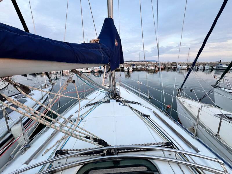 Oceanis 323 Clipper 4