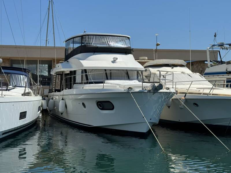 SWIFT TRAWLER 48 1