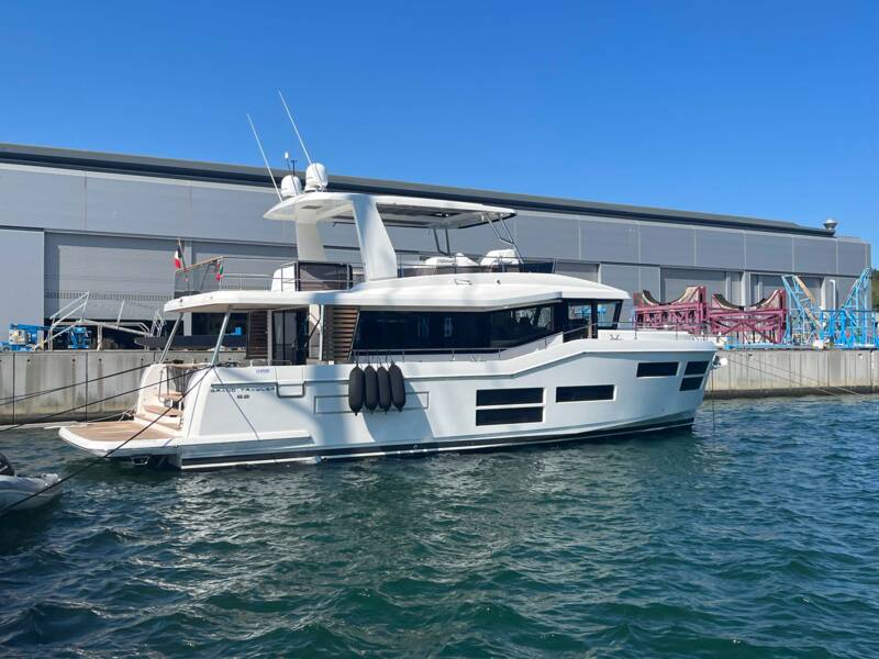 GRAND TRAWLER 62 3