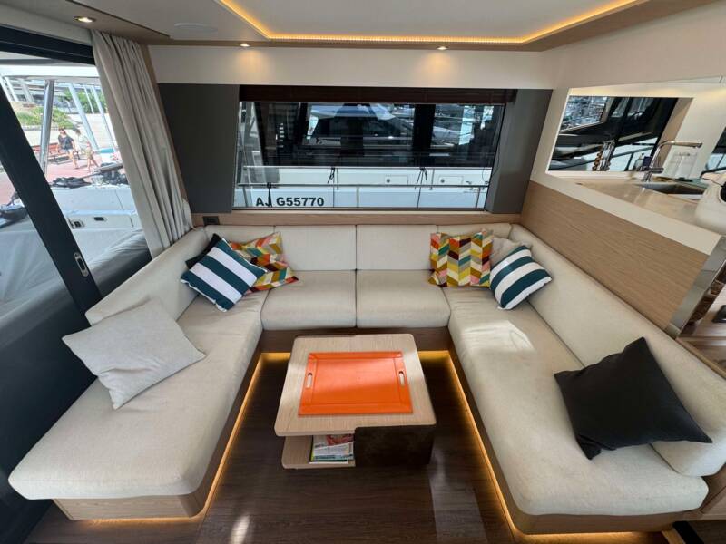 GRAND TRAWLER 62 7