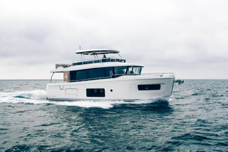 Beneteau Swift Trawler 54 en navigation