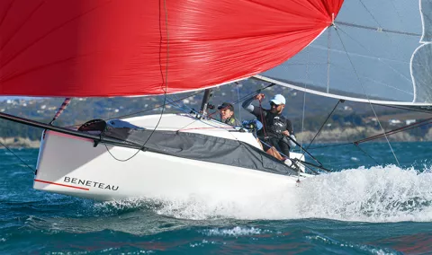 BENETEAU First 18SE